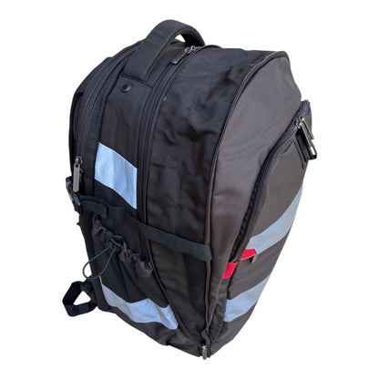 Schwarzer Arbeitsrucksack von SCHLUGA mit Dehnfalte, Reflektoren und 34L Fassungsvermögen, ideal für Beruf und Alltag.