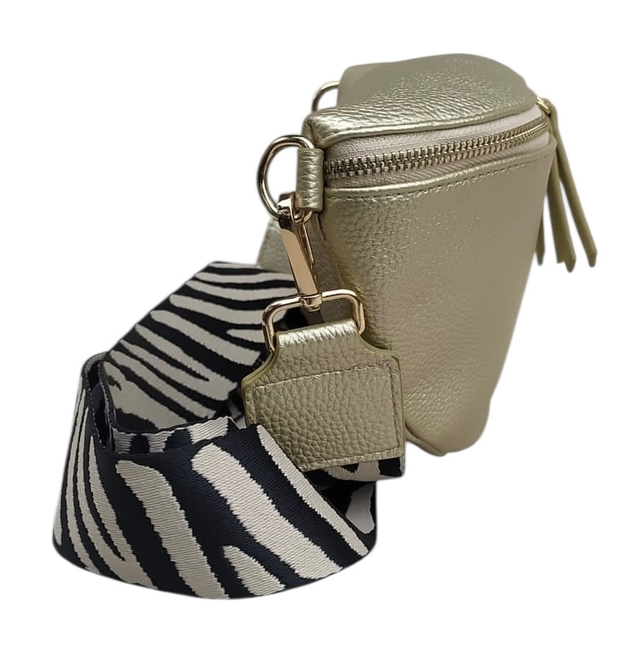 DOUBLE MAX – Banana Bag – Edle Crossbody- / Bodybag – 100 % vegan – 30 × 15 × 10 cm - gold