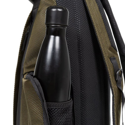 Eastpak Tecum Roll Rucksack – 20 L, Roll-Top Öffnung, gepolstertes Laptopfach, wetterfest CNNCT ARMY