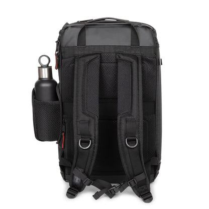 Eastpak Tecum Top Rucksack – 29,5 × 49 × 19,5 cm, 23 L, Laptopfach 15″, wasserabweisend - CNNCT Rip Black