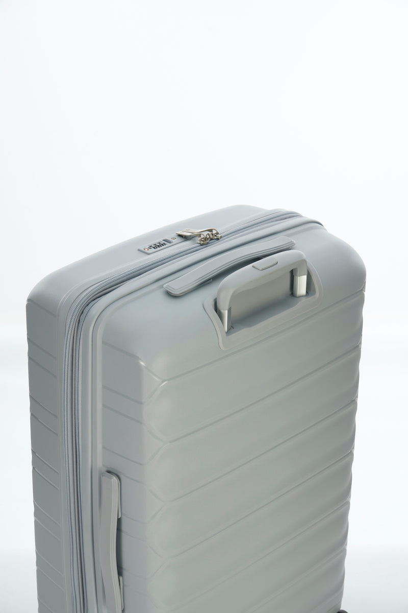 Verage Tenby Spinner Gr. M Reisetrolley Koffer mit TSA‑Zahlenschloss – Erweiterbarer Hartschalen‑Koffer - Schluga Koffer & Taschen GmbH