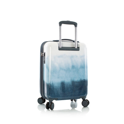 Heys – Tie-Dye Blue Fashion Spinner® 21″ Carry-On – 53 × 38 × 23 cm – erweiterbarer Handgepäck-Koffer