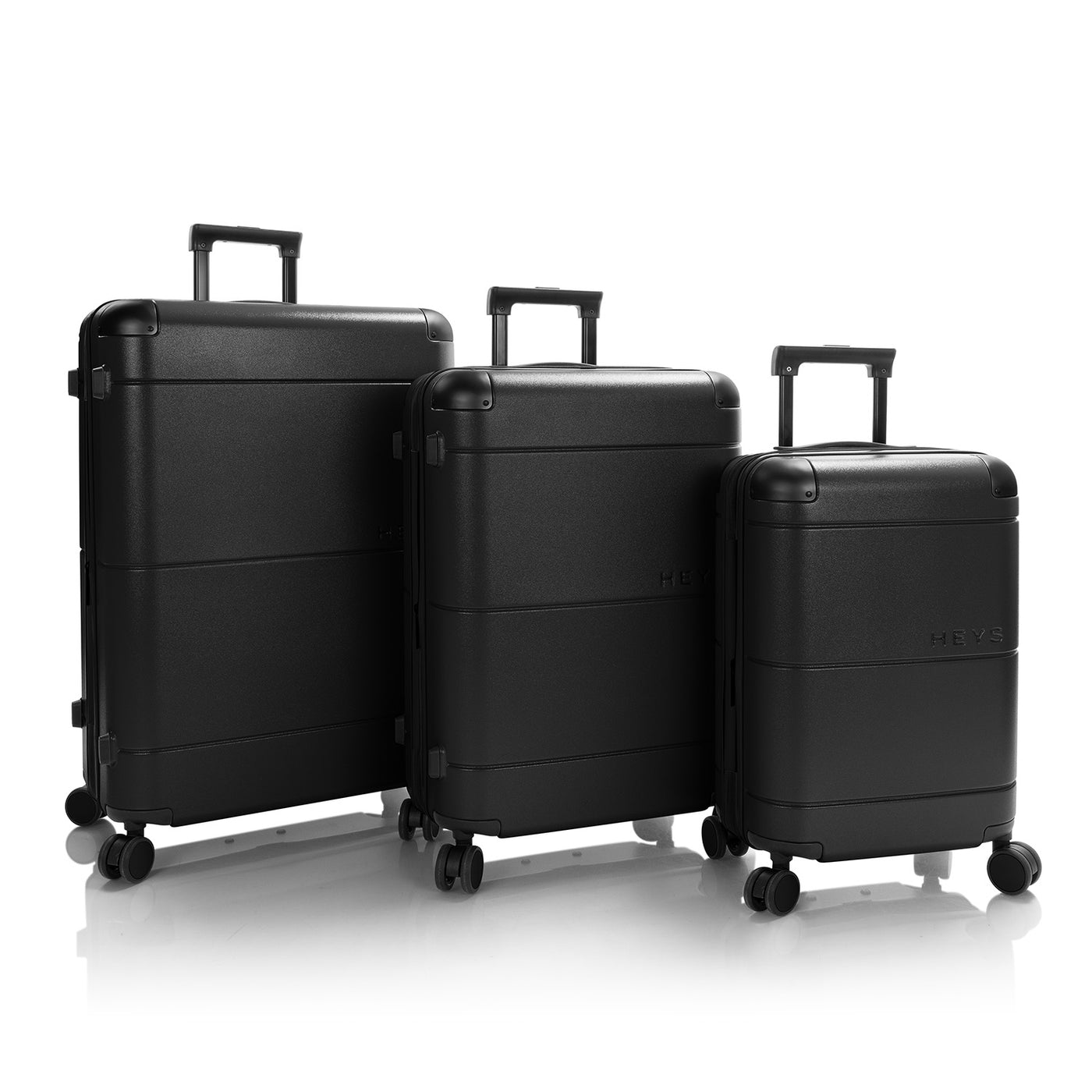 Heys Zen 30″ Hartschalen-Trolley – 100 % Polycarbonat, ca. 125 L Volumen, erweiterbar, 76 × 51 × 30 cm, 4 Rollen, schwarz