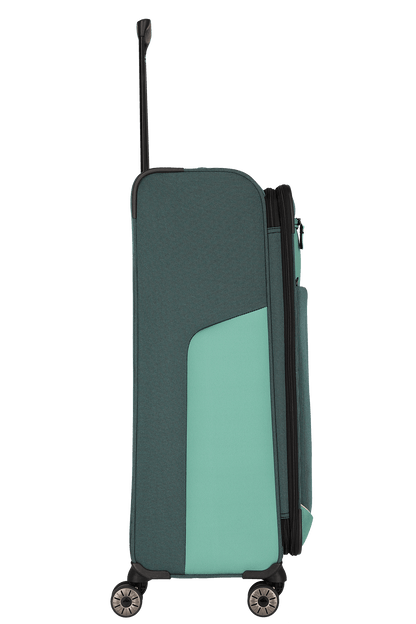 travelite – Viia Trolley L erweiterbar 77 cm – Extra großer Weichschalen-Reisekoffer aus recyceltem Polyester, erweiterbar, 4 Doppel-Rollen, TSA-Schloss – 77×47×27/31 cm Eukalyptus