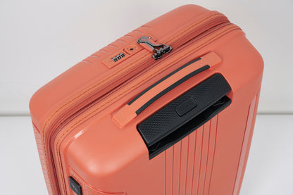 Verage Edinburgh Spinner Gr. S Reisetrolley Kabinenkoffer mit TSA‑Zahlenschloss – Erweiterbarer PP-Hartschalenkoffer - Schluga Koffer & Taschen GmbH